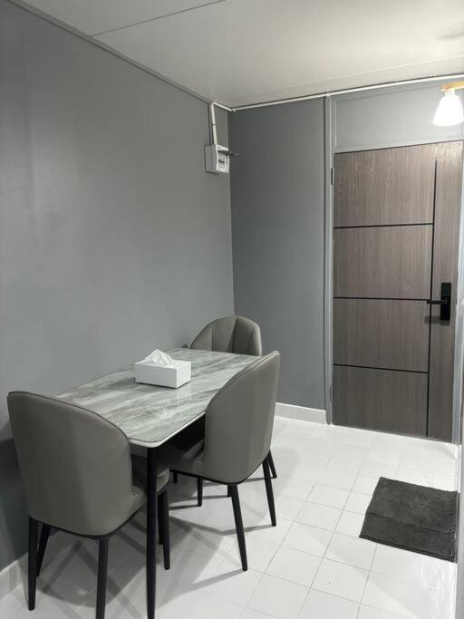 Impact Donmuang Popular Condo C5 Bangkok Bagian luar foto