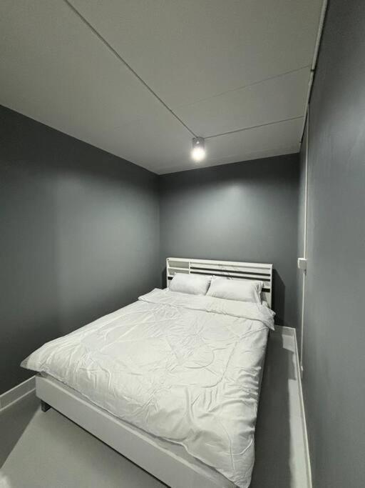 Impact Donmuang Popular Condo C5 Bangkok Bagian luar foto